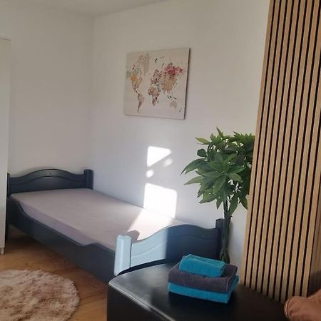 Wohnen In Niederweimar Zwischen Marburg Und Giessen Apartment Luaran gambar
