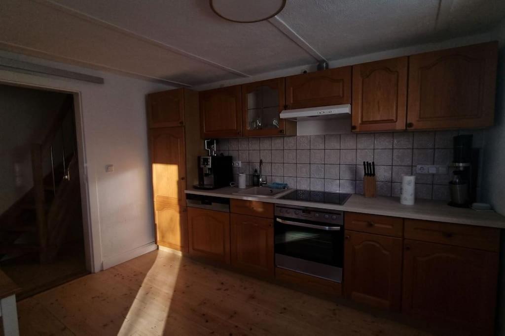 Wohnen In Niederweimar Zwischen Marburg Und Giessen Apartment Luaran gambar